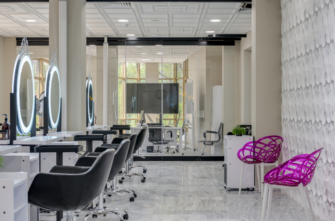 Enhance Your Salon’s Success with Effective Communication